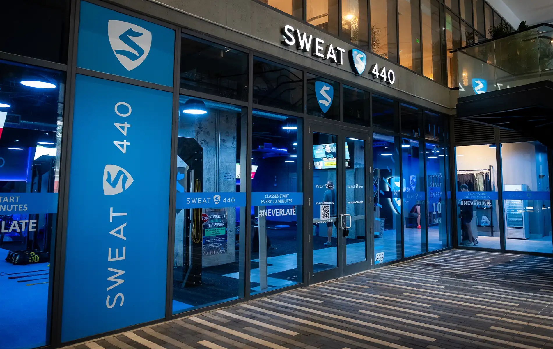 SWEAT440 Las Olas members training